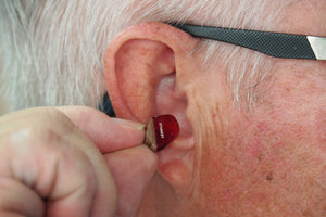 Invisible In Canal (IIC) Hearing Aids – Actually Invisible Hearing Aids?
